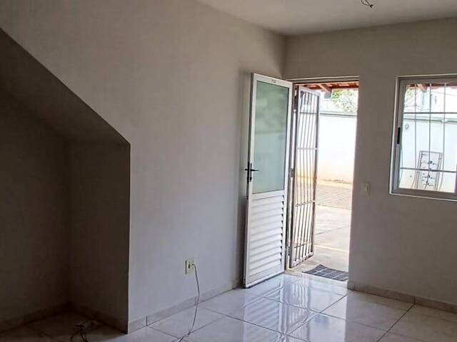 #536 - Apartamento para Venda em Contagem - MG - 3