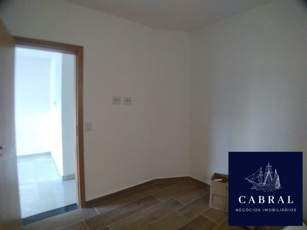 Casa à venda com 3 quartos, 100m² - Foto 14