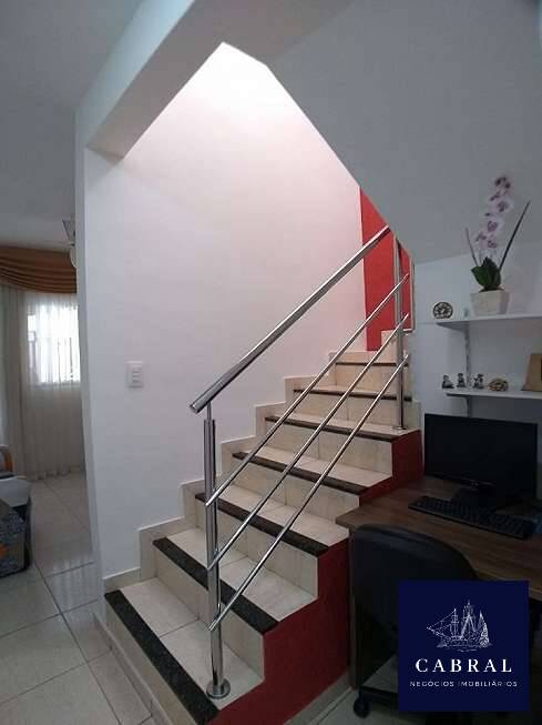 Casa à venda com 3 quartos, 120m² - Foto 12