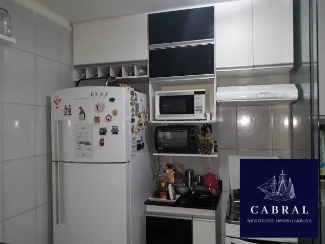 Apartamento à venda com 2 quartos, 45m² - Foto 3