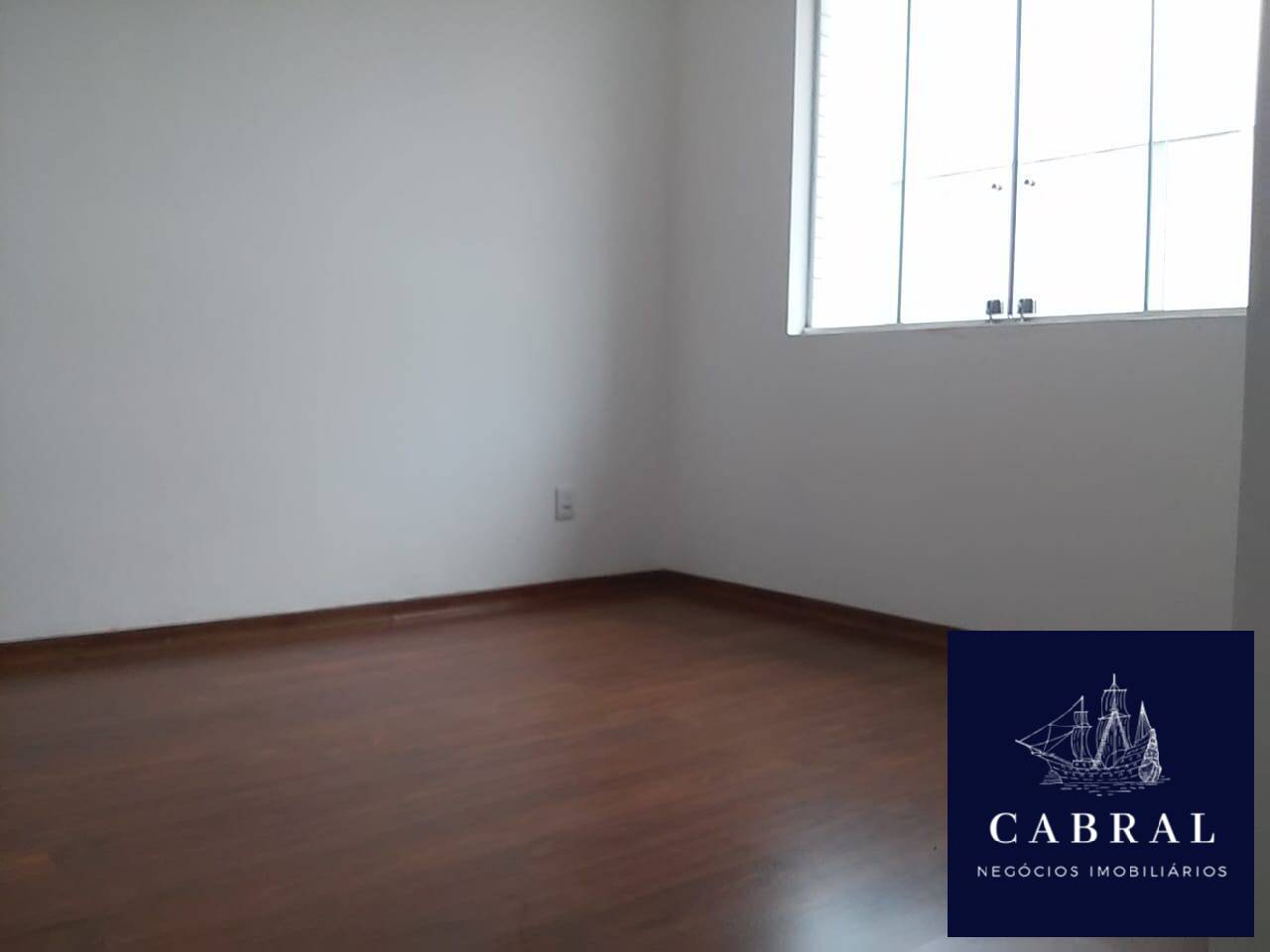 Apartamento à venda com 3 quartos, 158m² - Foto 4