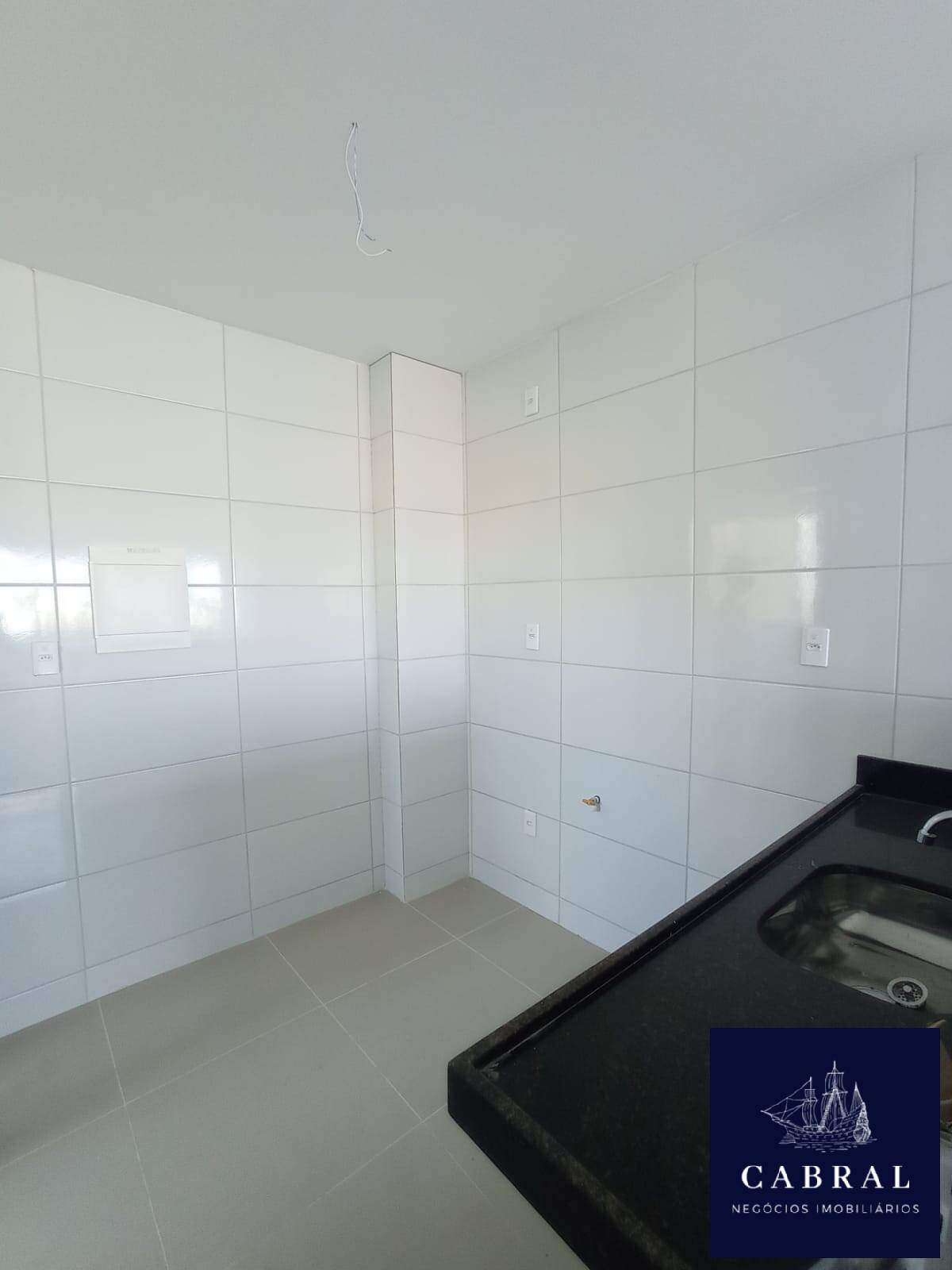 Apartamento à venda com 2 quartos, 65m² - Foto 4