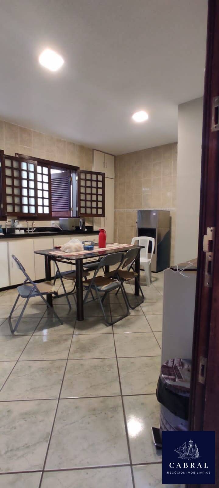 Casa à venda com 5 quartos, 435m² - Foto 10