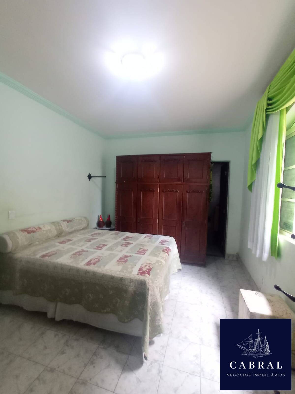 Casa à venda com 3 quartos, 360m² - Foto 8