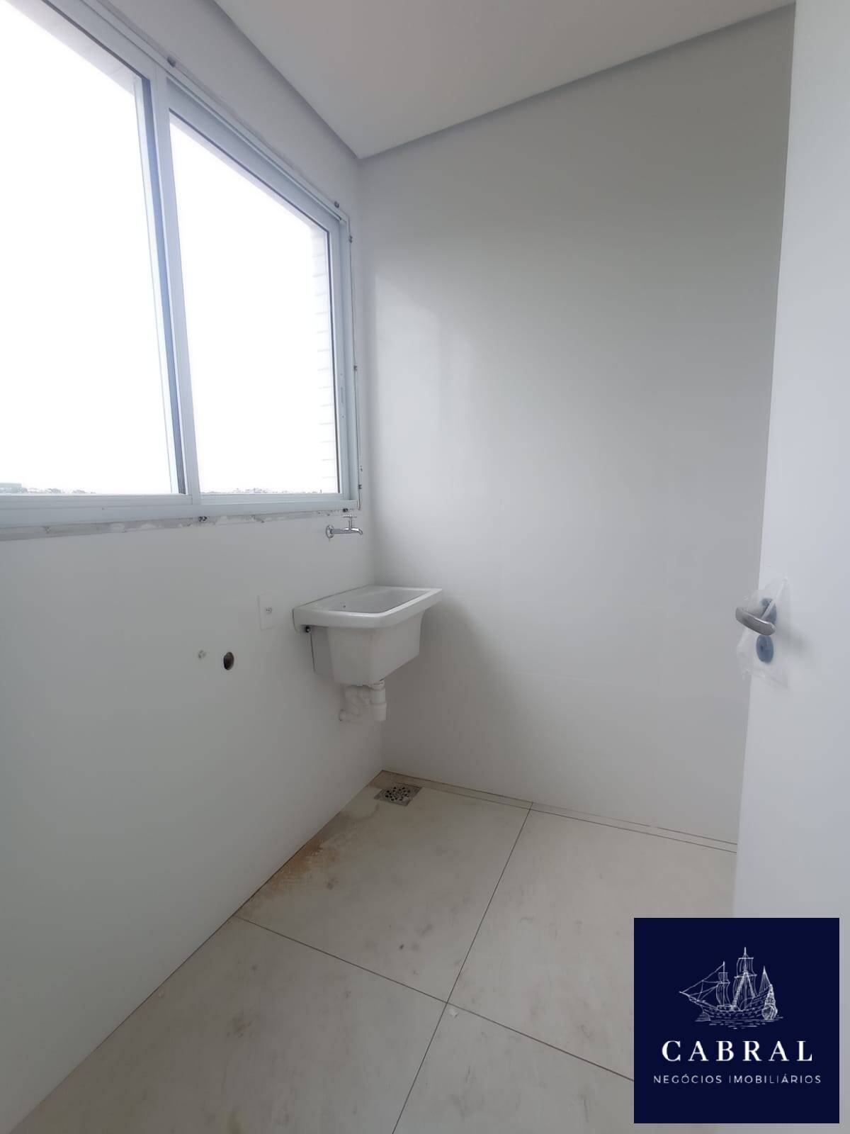 Apartamento à venda com 3 quartos, 95m² - Foto 4