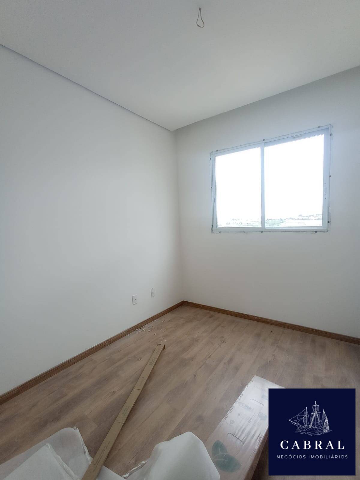 Apartamento à venda com 3 quartos, 95m² - Foto 8