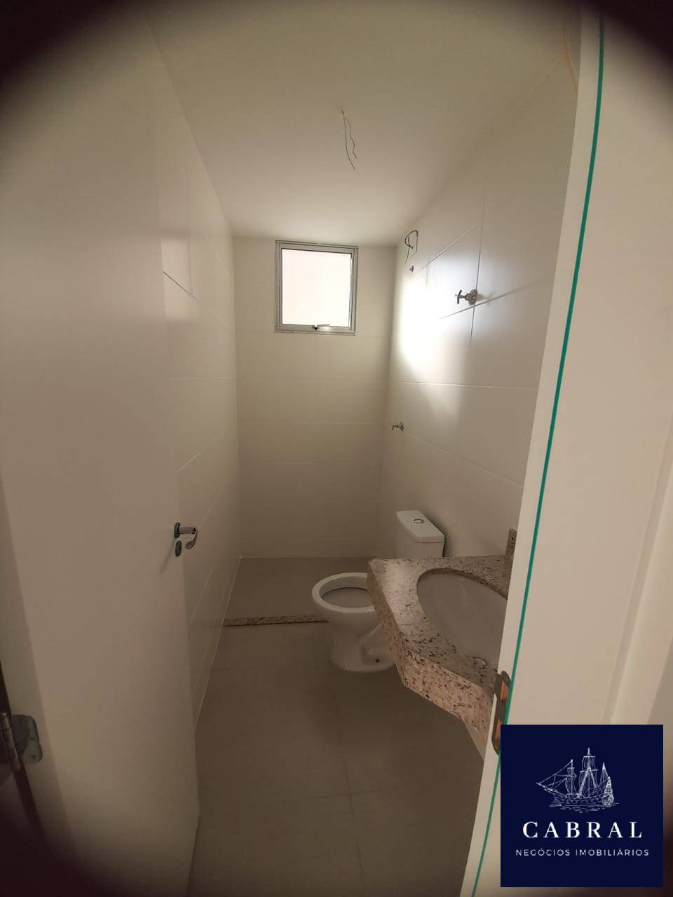 Apartamento à venda com 2 quartos, 81m² - Foto 2