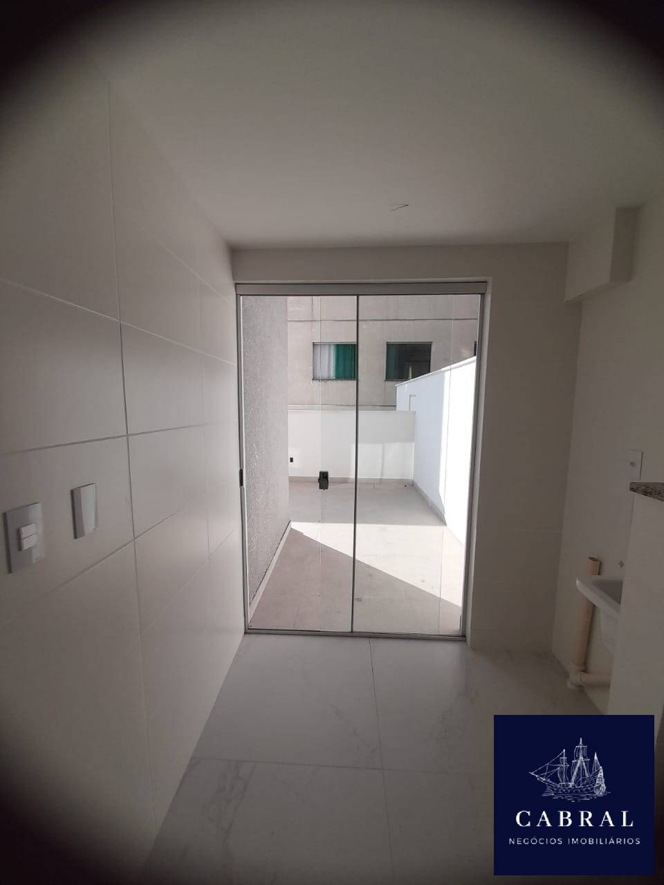 Apartamento à venda com 2 quartos, 81m² - Foto 12