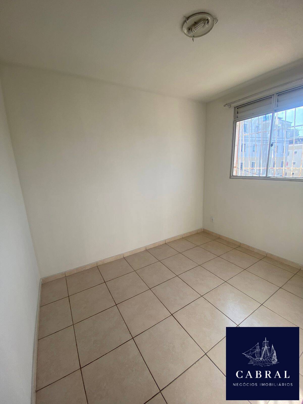 Apartamento à venda com 2 quartos, 45m² - Foto 3