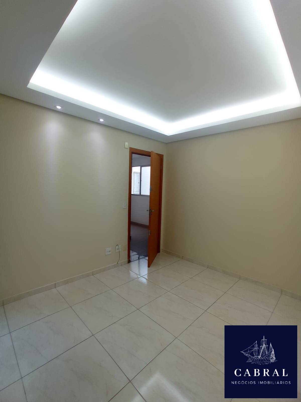 Apartamento à venda com 2 quartos, 45m² - Foto 15