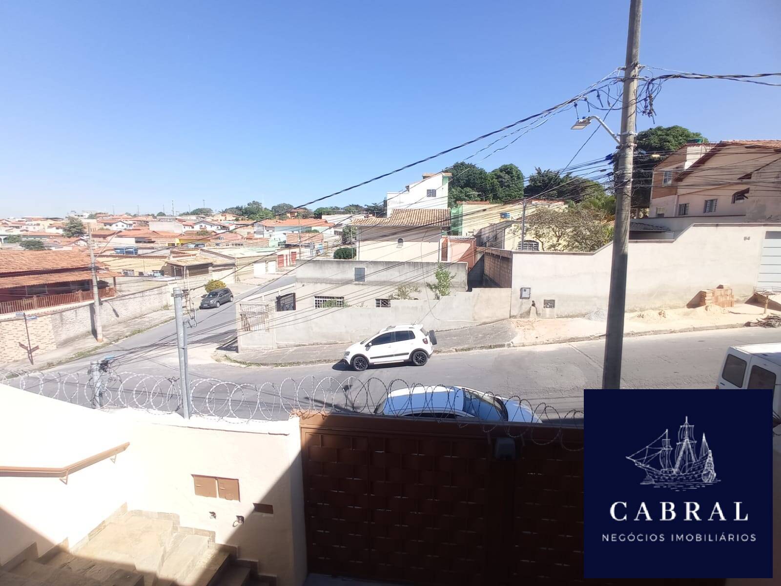 Casa à venda com 4 quartos, 180m² - Foto 12