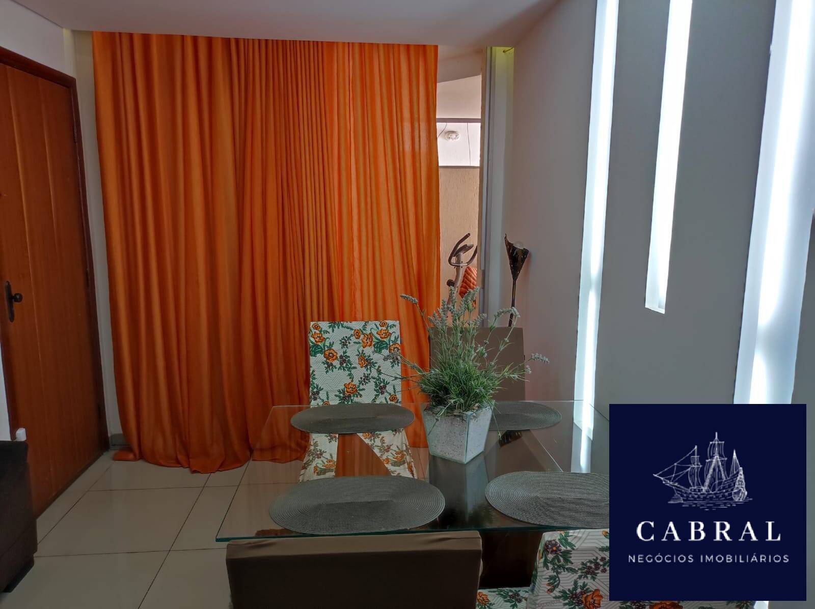 Apartamento à venda com 3 quartos, 240m² - Foto 4