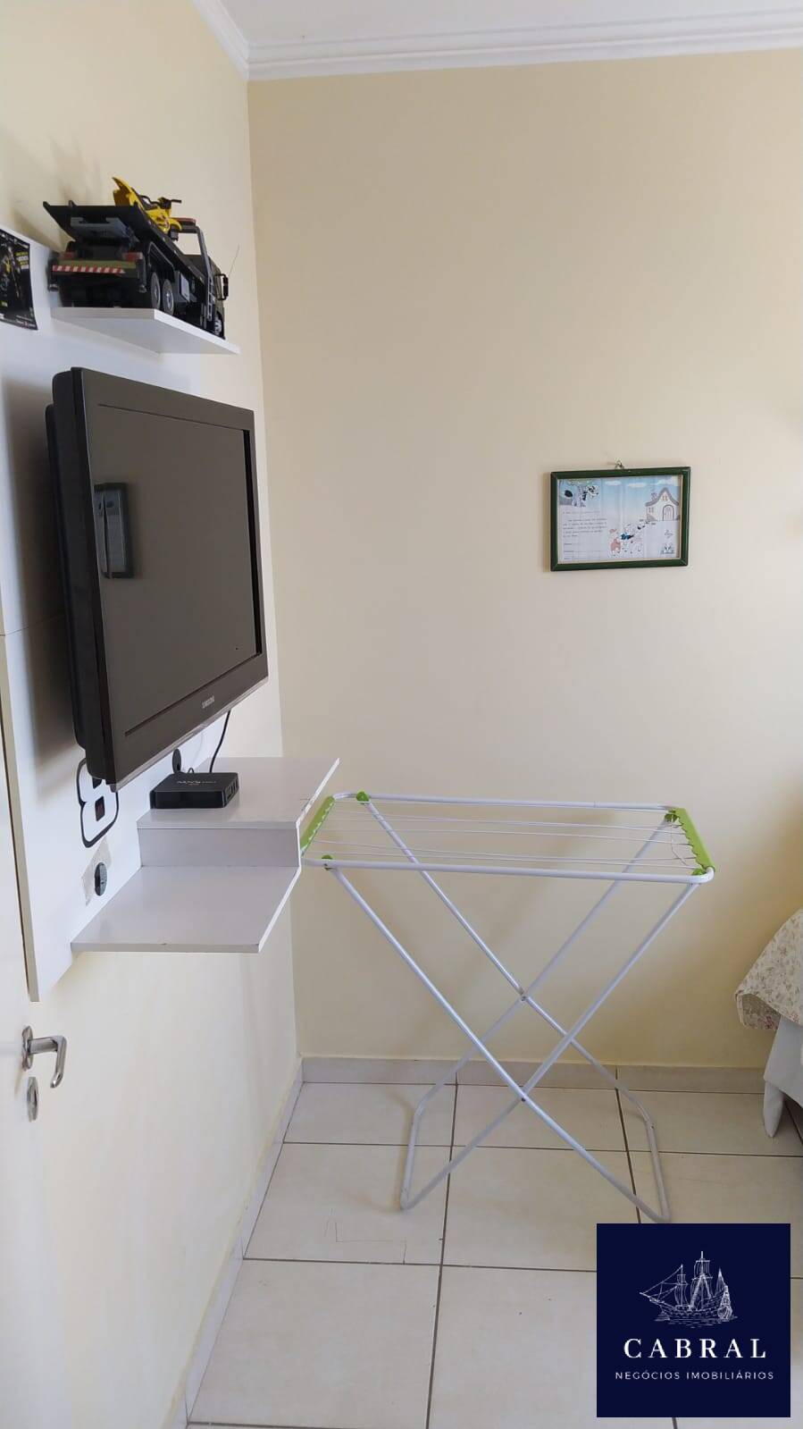 Apartamento à venda e aluguel com 2 quartos, 45m² - Foto 3