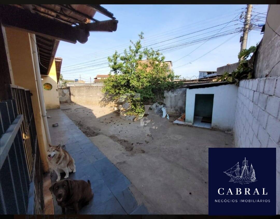 Casa à venda com 3 quartos, 300m² - Foto 13