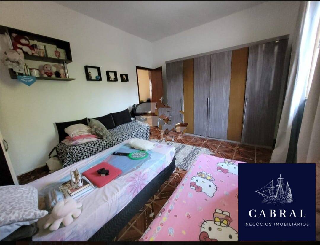 Casa à venda com 3 quartos, 300m² - Foto 26