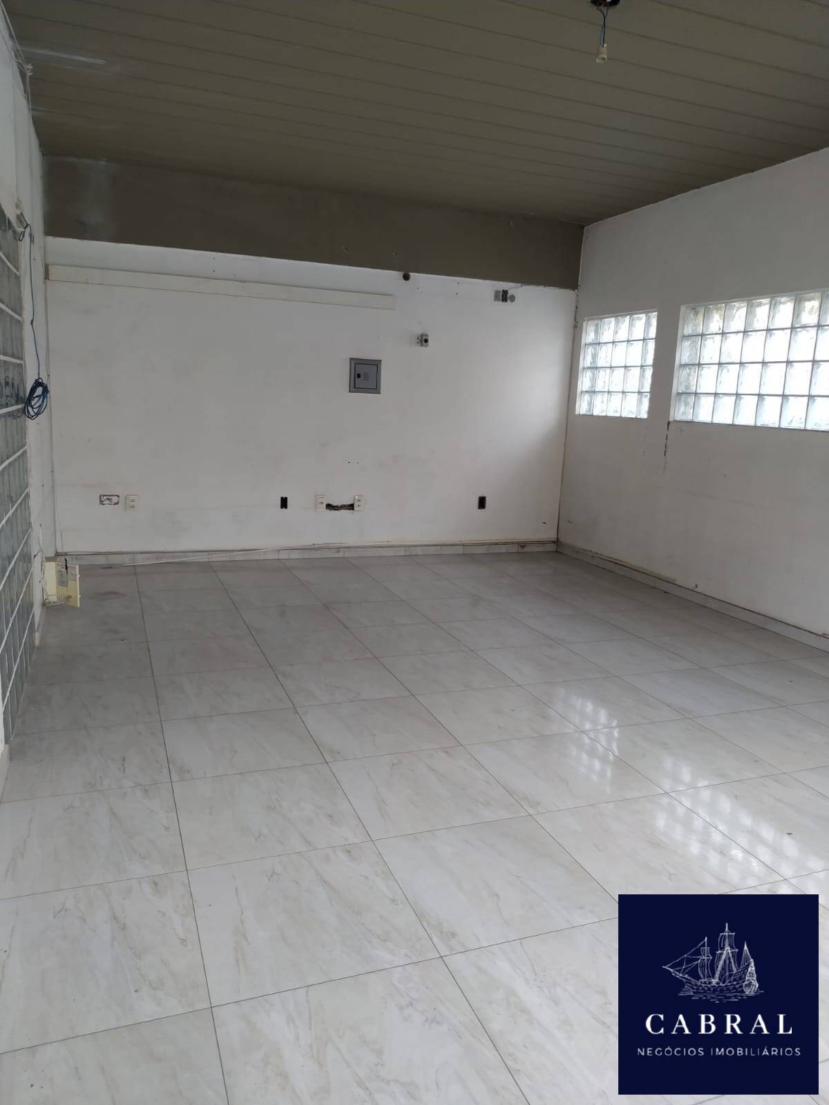 Depósito-Galpão-Armazém para alugar, 160m² - Foto 1