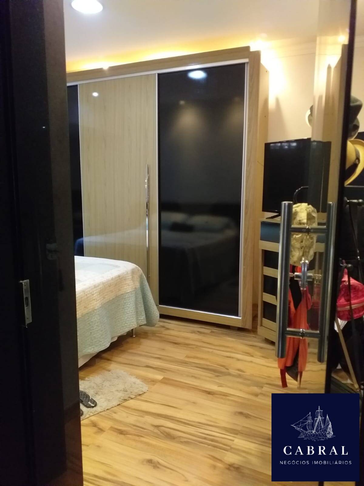 Casa à venda com 4 quartos, 200m² - Foto 33