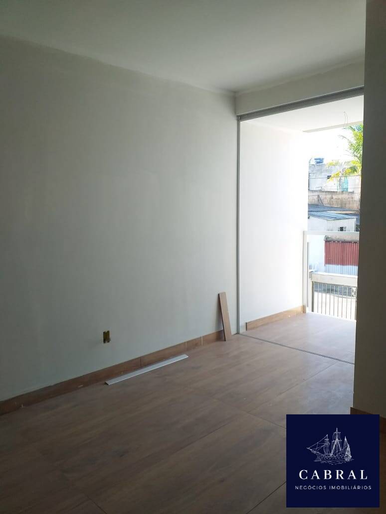 Casa à venda com 2 quartos, 17m² - Foto 11