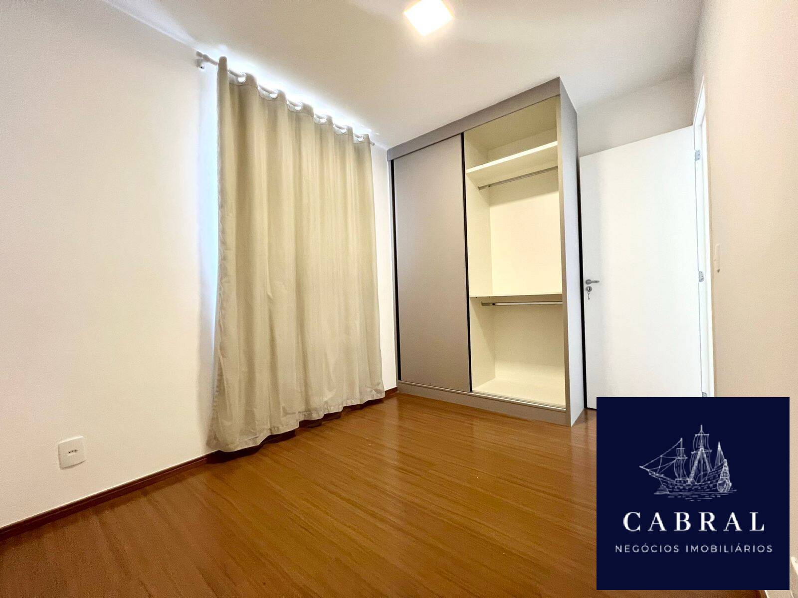 Apartamento à venda com 2 quartos, 48m² - Foto 3