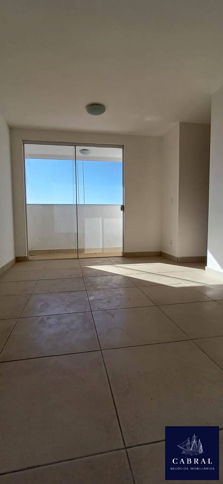 Apartamento à venda com 3 quartos, 69m² - Foto 1