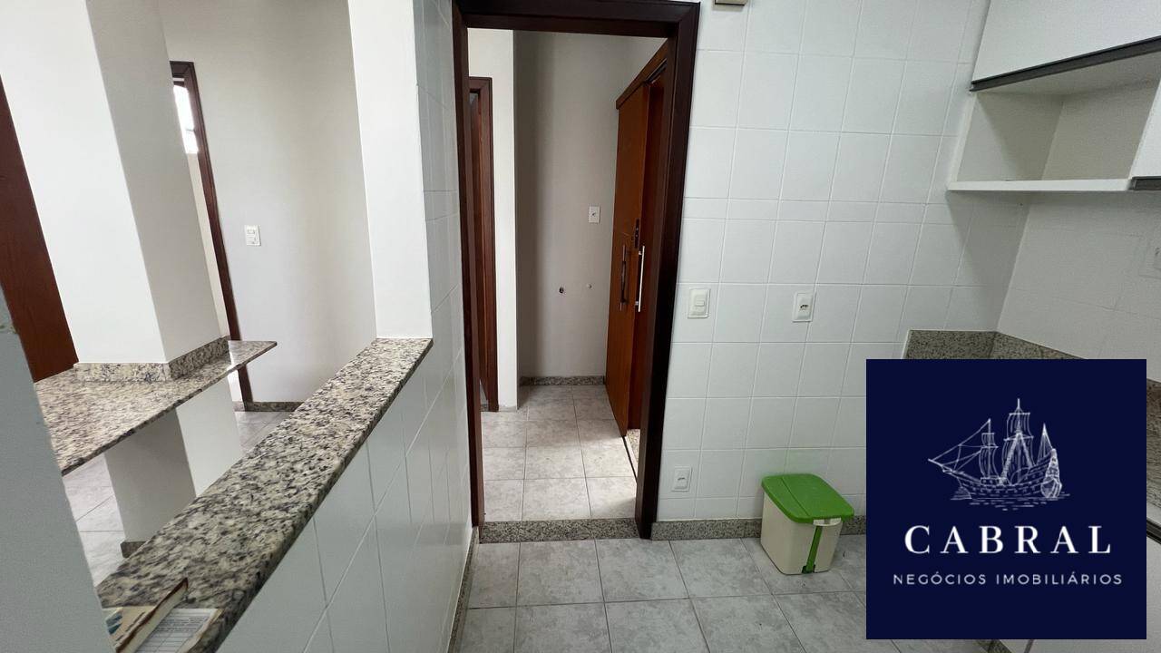 Apartamento à venda com 4 quartos, 142m² - Foto 8