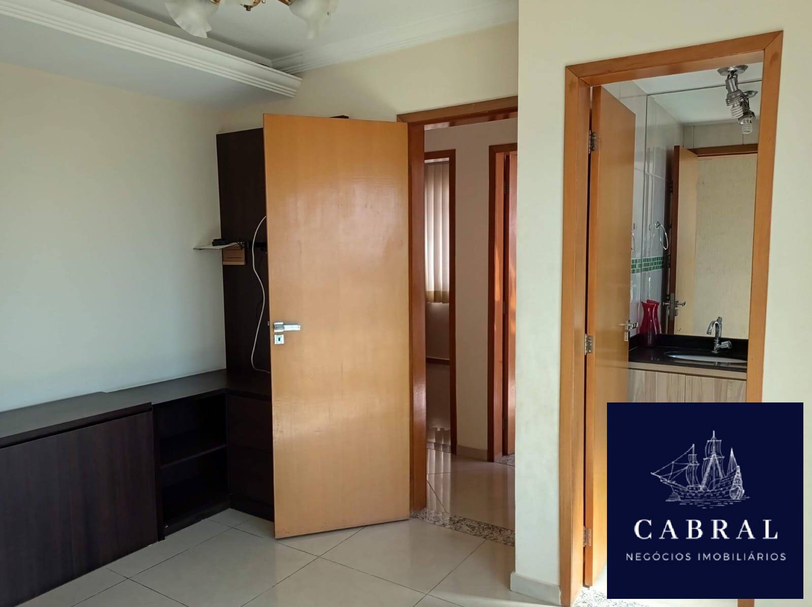 Apartamento à venda com 3 quartos, 170m² - Foto 23