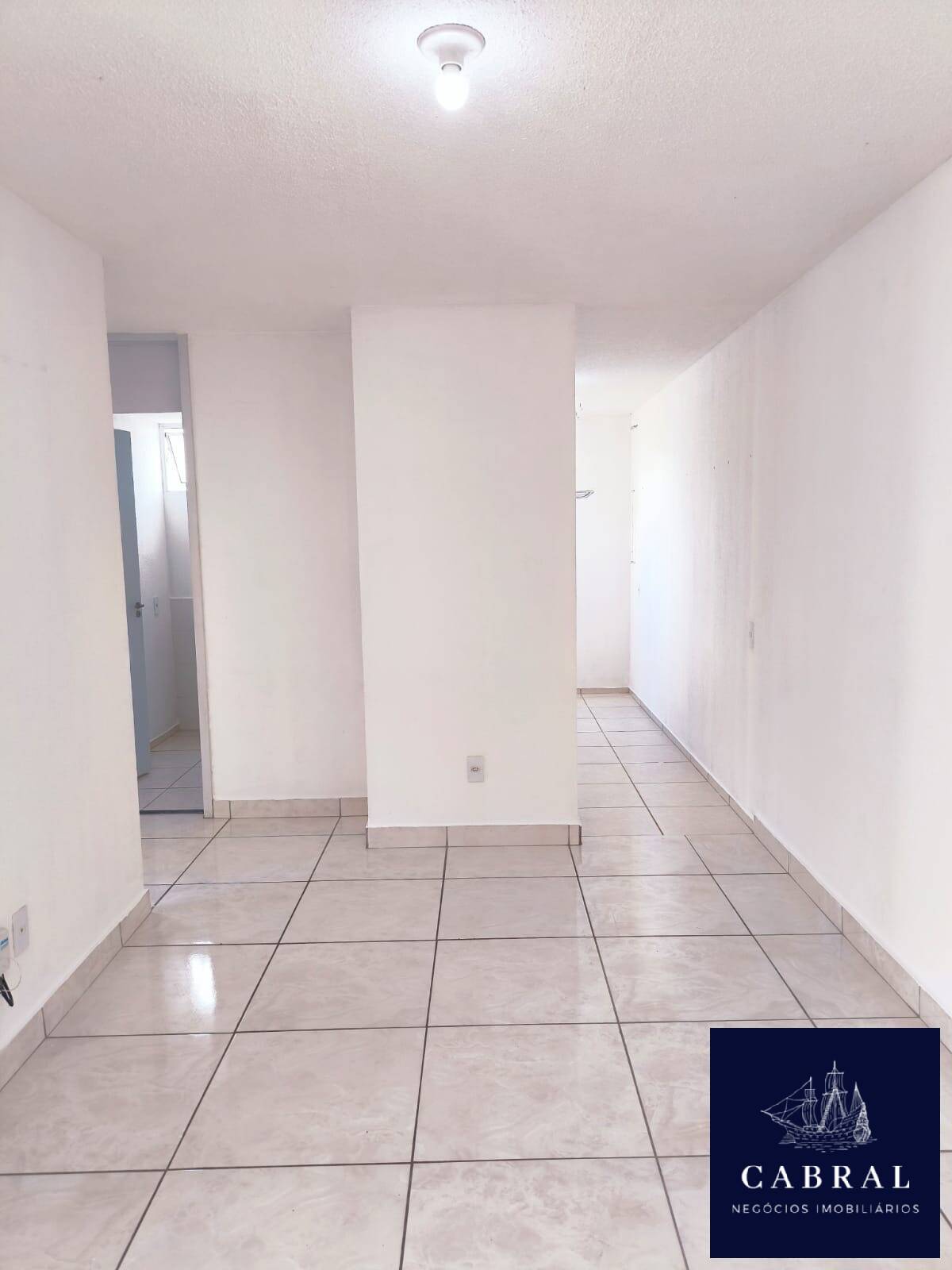 Apartamento à venda com 2 quartos, 43m² - Foto 3