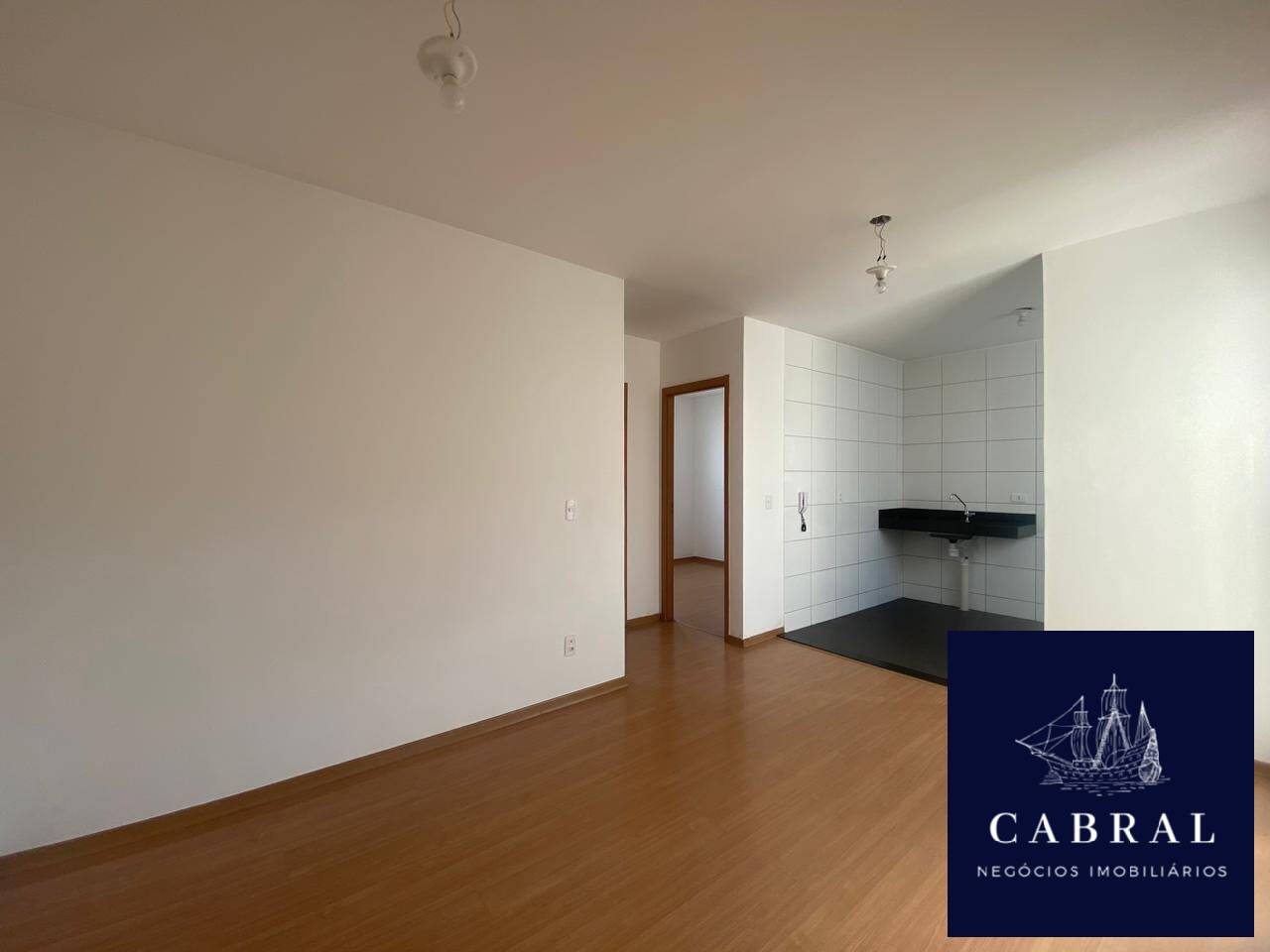 Apartamento à venda com 2 quartos, 41m² - Foto 4