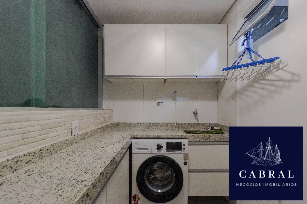 Apartamento para alugar com 2 quartos, 106m² - Foto 15