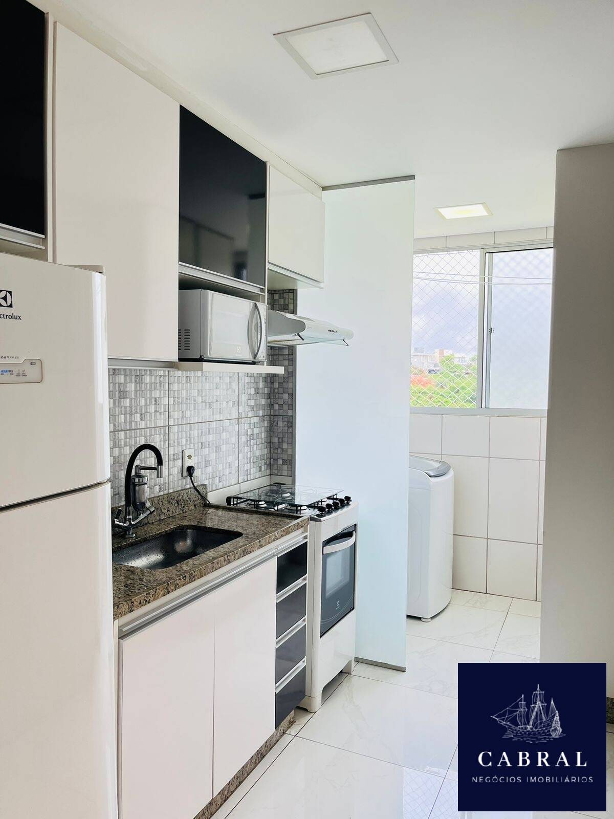 Apartamento para alugar com 2 quartos, 65m² - Foto 14