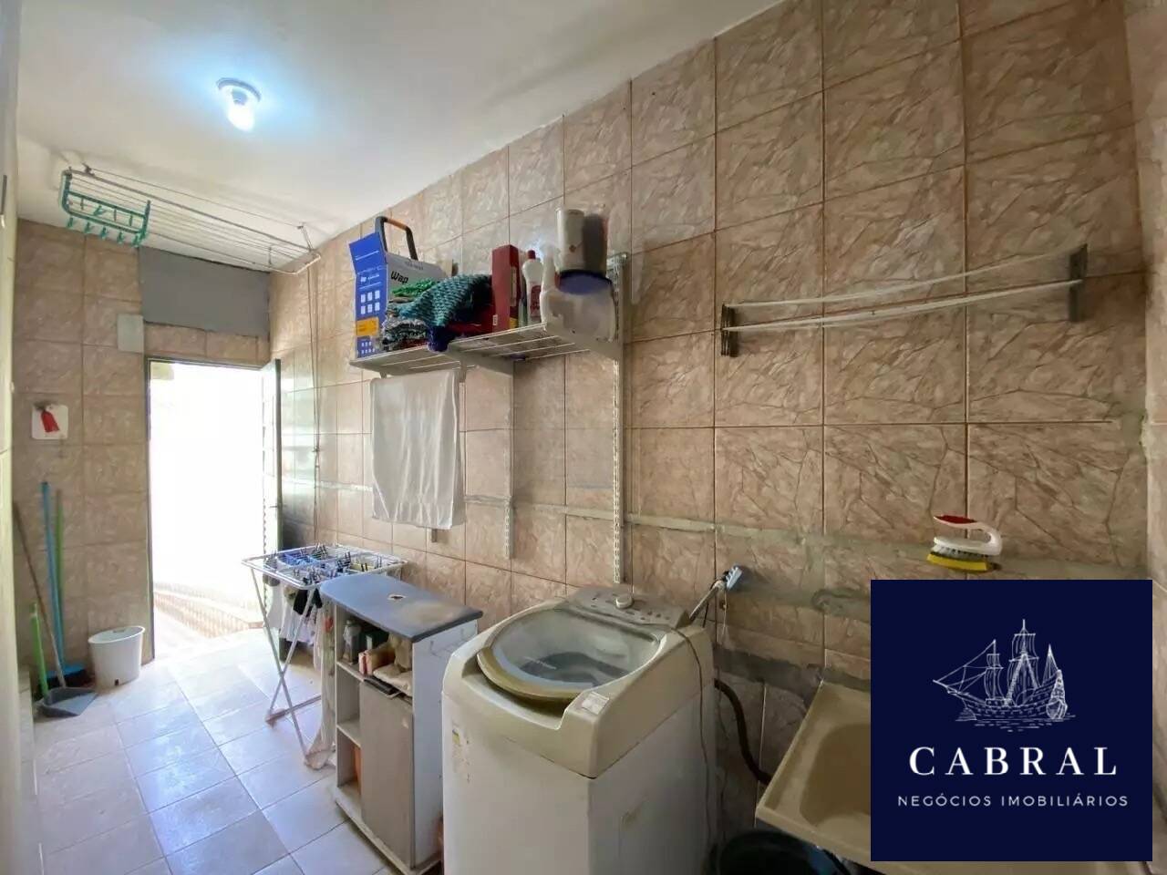 Casa à venda com 4 quartos, 117m² - Foto 8