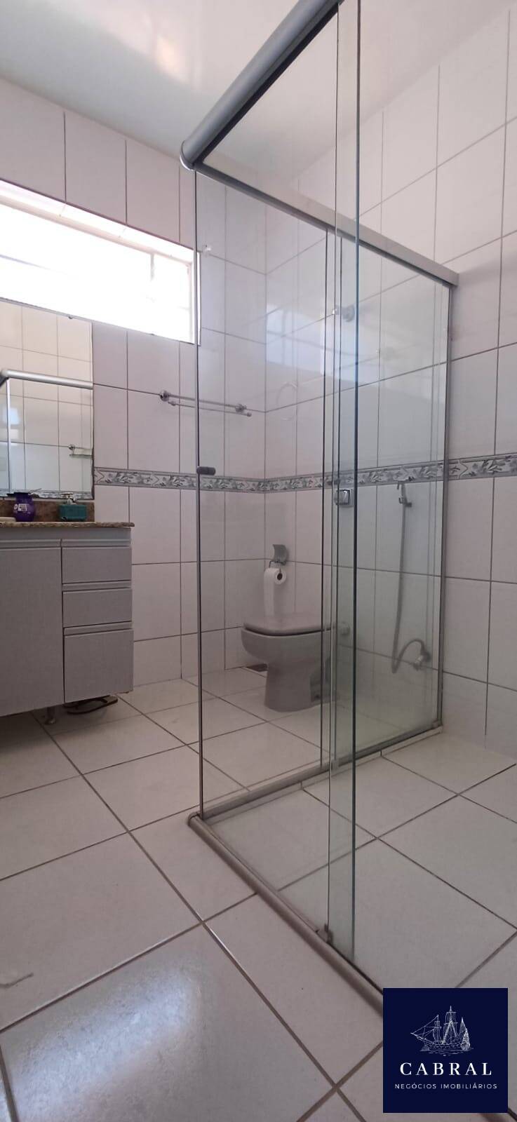 Casa para alugar com 3 quartos, 360m² - Foto 20