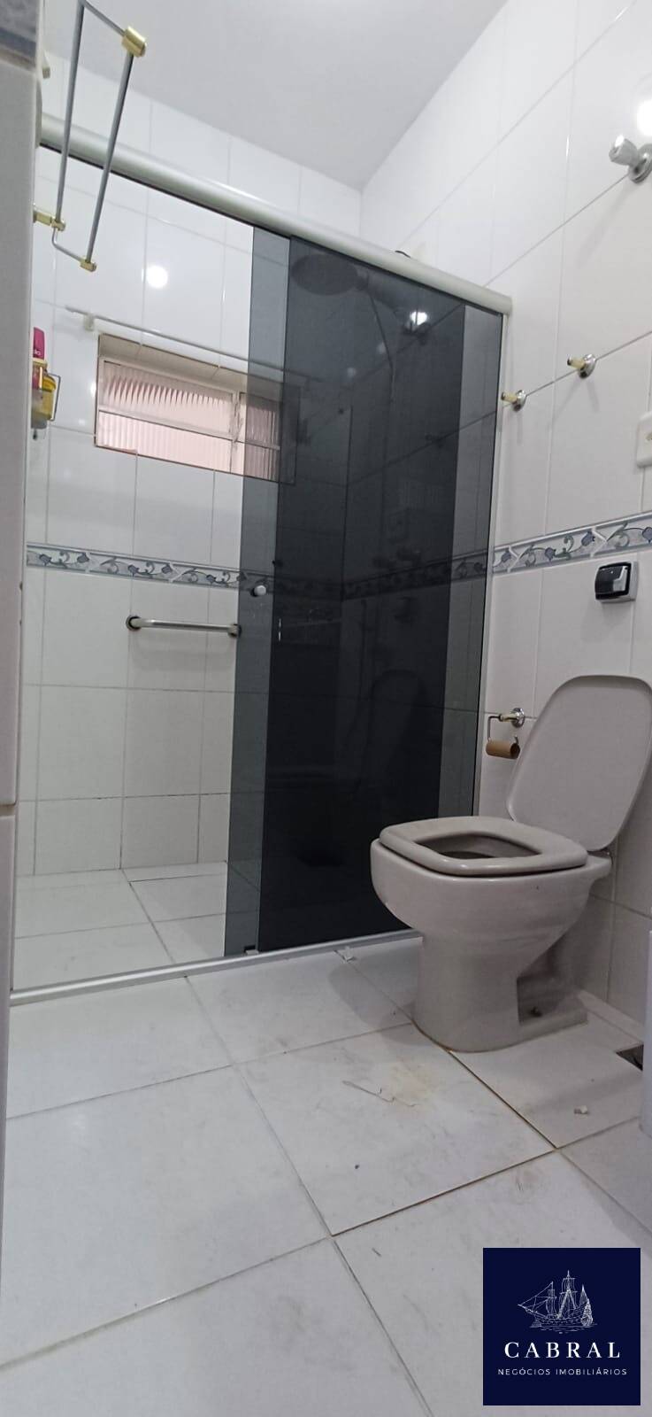 Casa para alugar com 3 quartos, 360m² - Foto 27