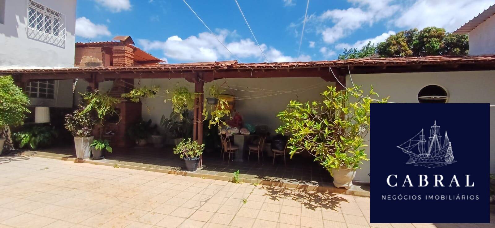 Casa para alugar com 3 quartos, 360m² - Foto 6