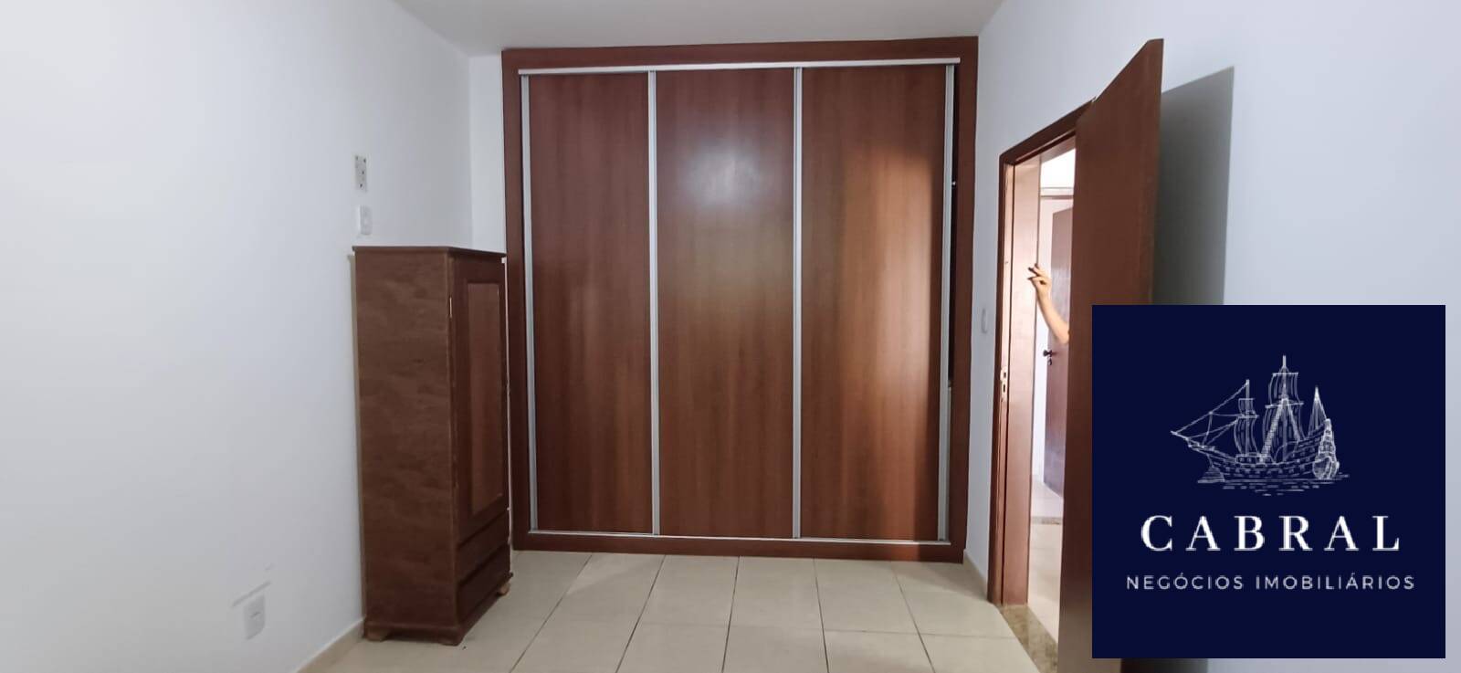 Casa para alugar com 3 quartos, 360m² - Foto 49