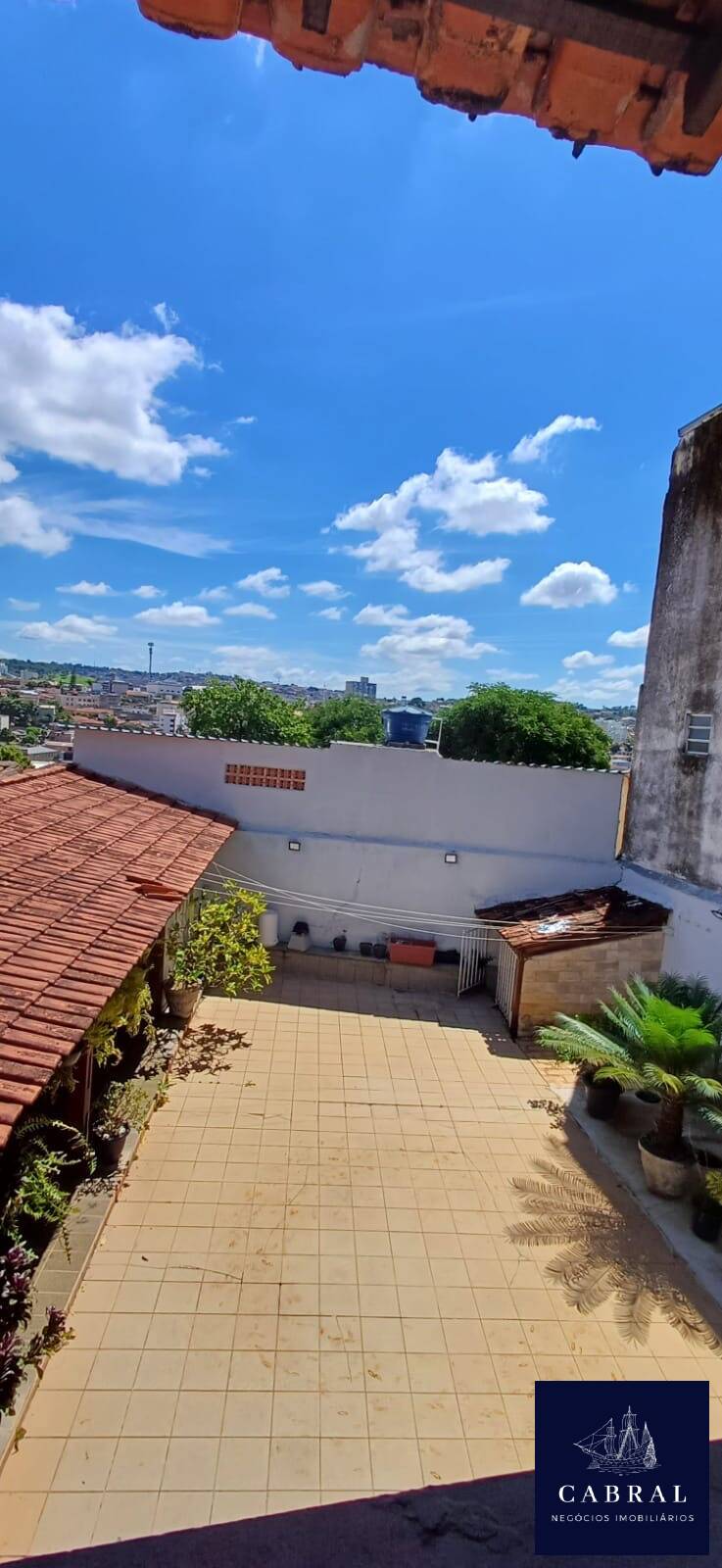 Casa para alugar com 3 quartos, 360m² - Foto 59