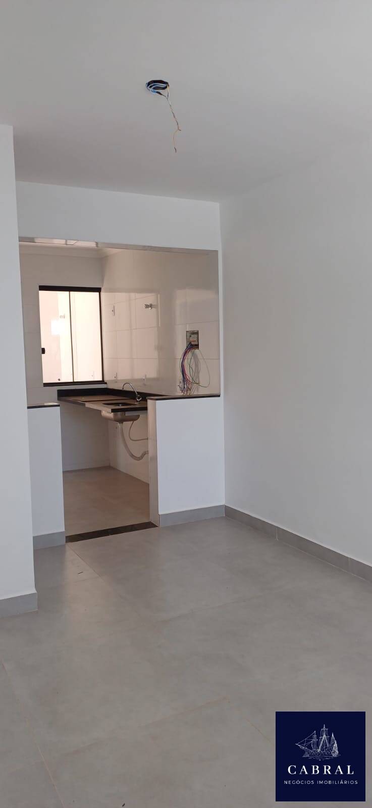 Casa à venda com 2 quartos, 98m² - Foto 4