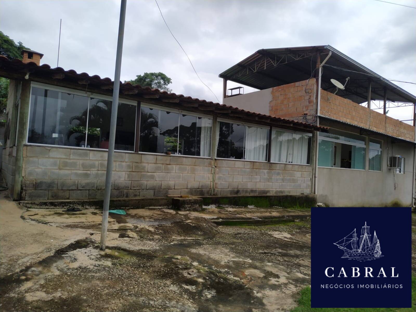 Fazenda à venda com 5 quartos, 3600m² - Foto 23